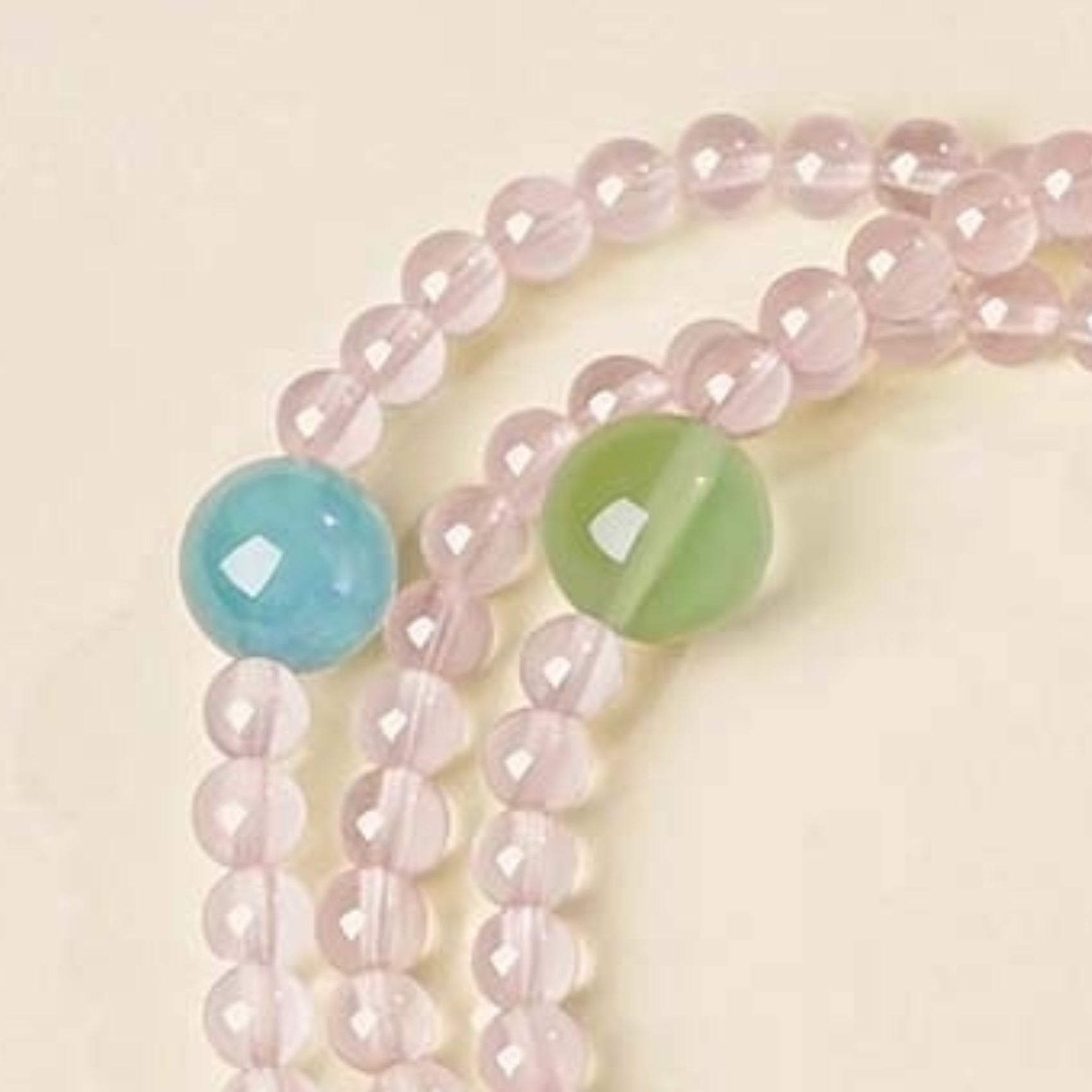 The multi-circle stacked design presents a panoramic view, showcasing an energy field that enhances interpersonal relationships and connections with influential people