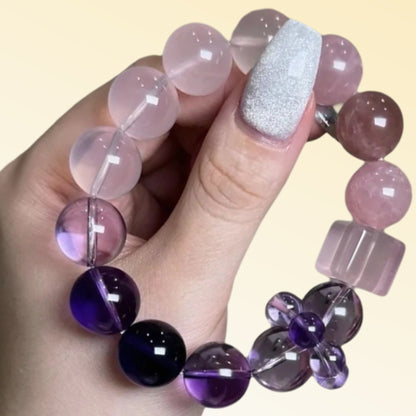 The bracelet, when paired with meditation MATS, scented candles and other items, is suitable for daily practice and energy exercises