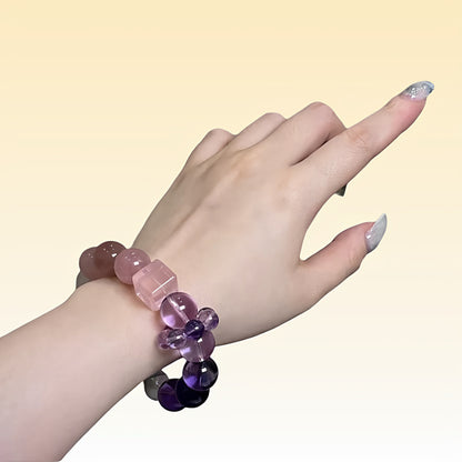 A schematic diagram of the three chakras corresponding to the tricolor crystal, demonstrating its role in balancing the crown chakra, heart chakra and overall energy. 7. 