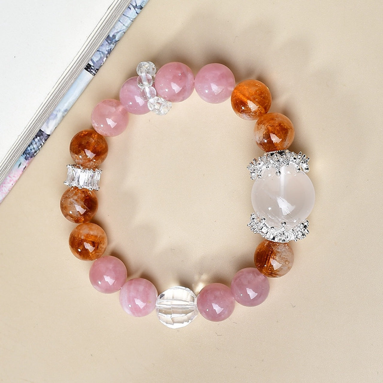 The shining effect of sunstone under natural light symbolizes enhancing personal charm and positive energy
