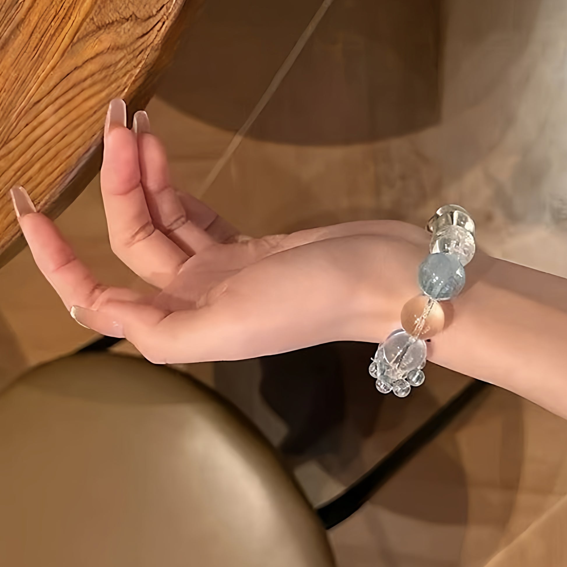 The exquisitely packaged and designed bracelet, as a gift, symbolizes pure friendship and good wishes, making it suitable for gift-giving scenarios.