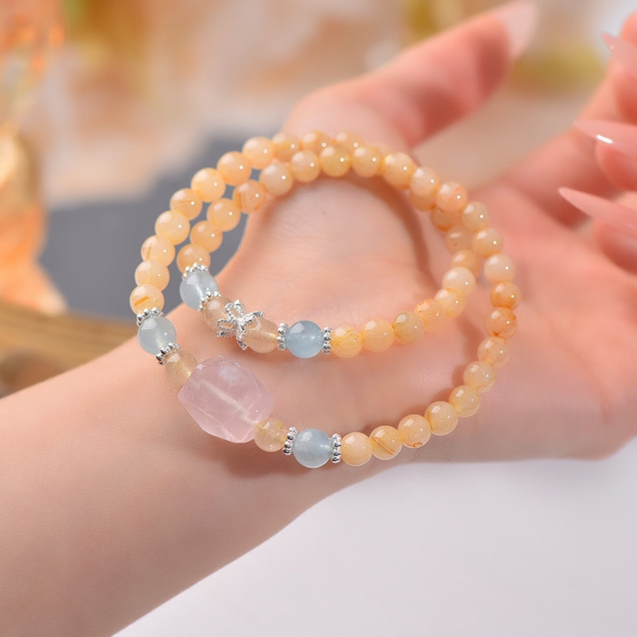 The detailed display of the shape-shaped crystals symbolizes the preservation of natural energy and the beauty of nature