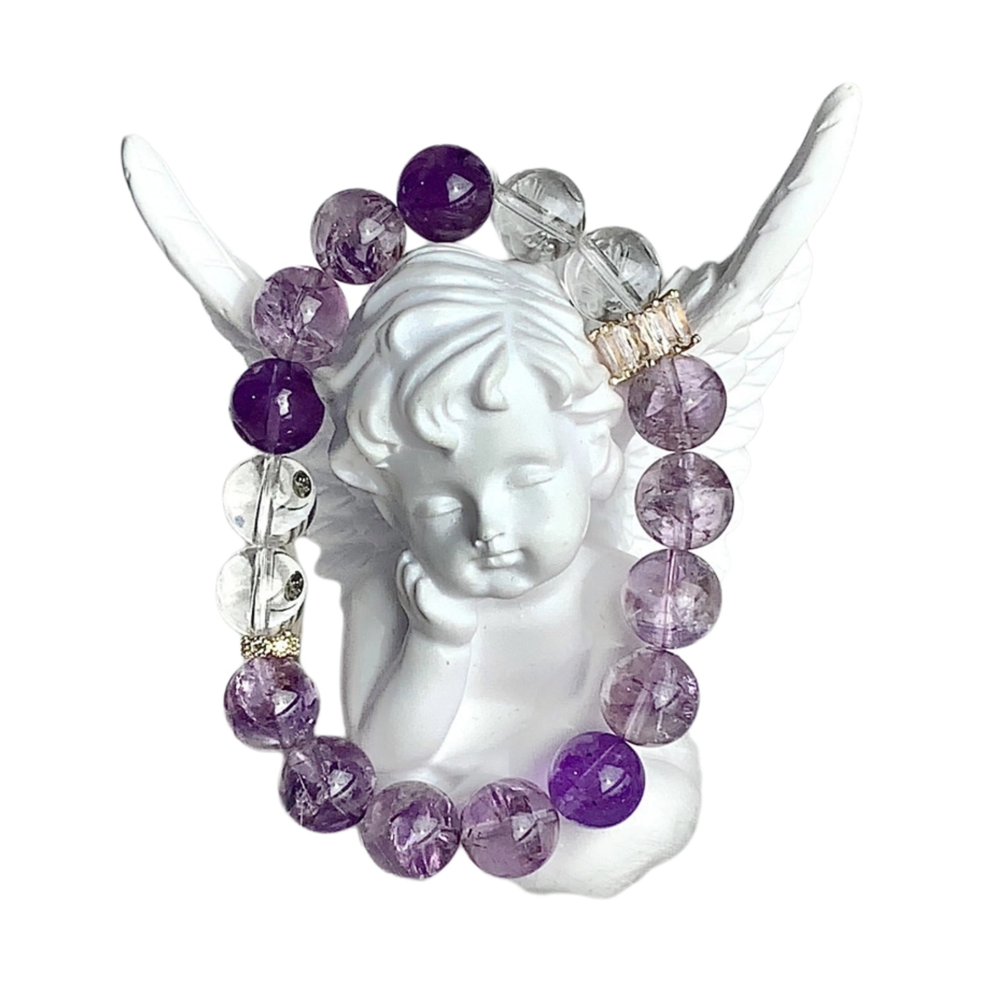 Close-up of the natural texture of amethyst, highlighting the unique beauty of the raw stone