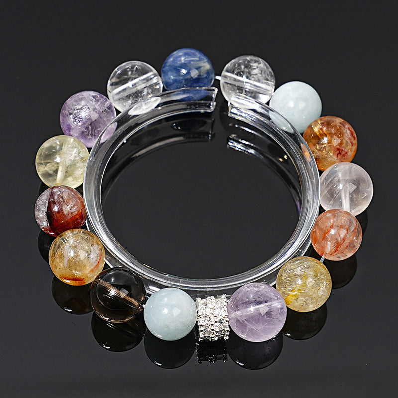 The aquamarine, red gum flower and tea crystal three-color energy bracelets are displayed horizontally, showcasing the perfect color combination and energy integration
