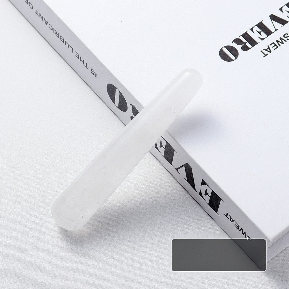 Show the real scenarios of people with different skin types using the product