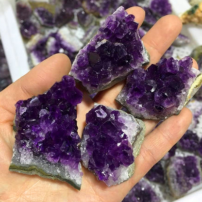  Crystal geode home decor for positive energy