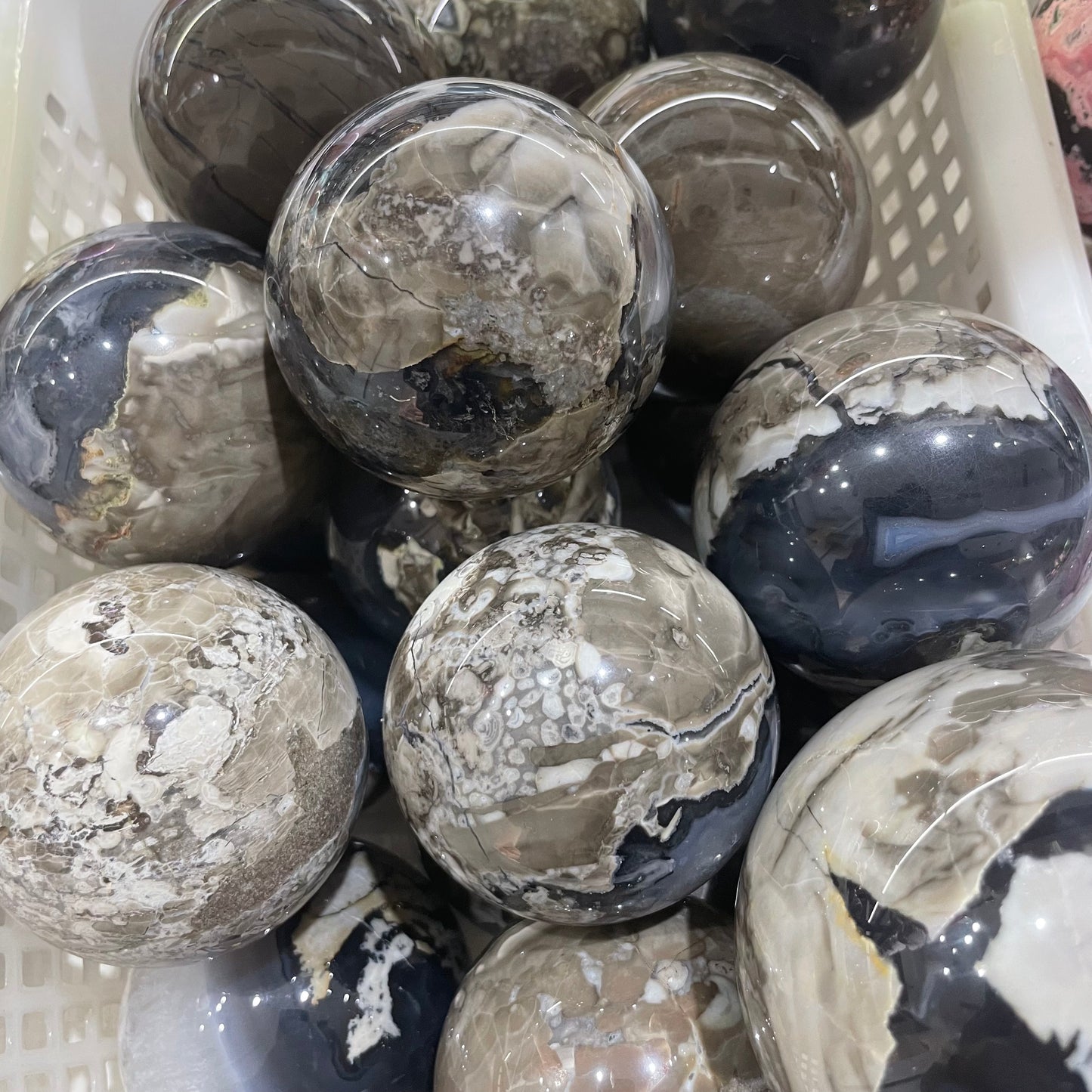 Home decor natural crystal centerpiece