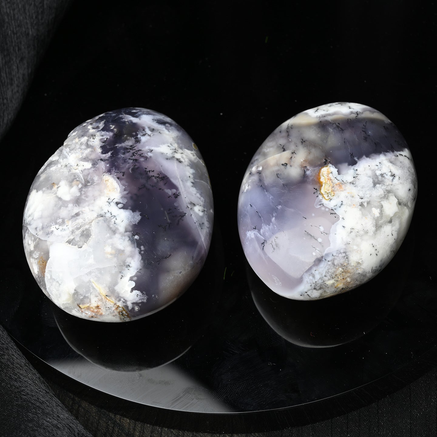 Close up of Moss Opal dendritic inclusions and natural patterns