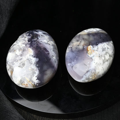 Close up of Moss Opal dendritic inclusions and natural patterns