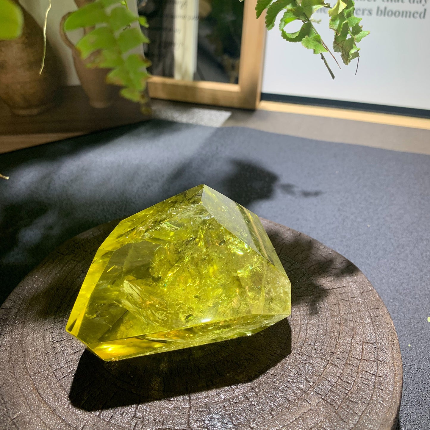  Raw citrine pieces in manifestation crystal grid